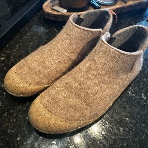 Huckberry - Greys Tan Wool Men's Loafers